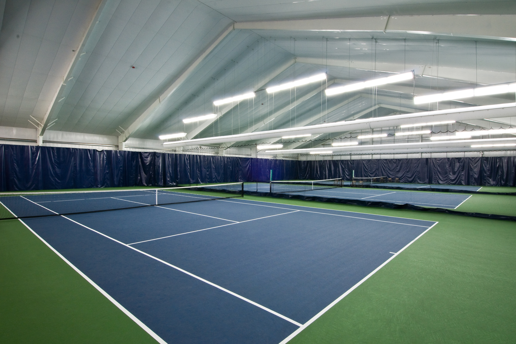MONROE SPORTS CENTER 005